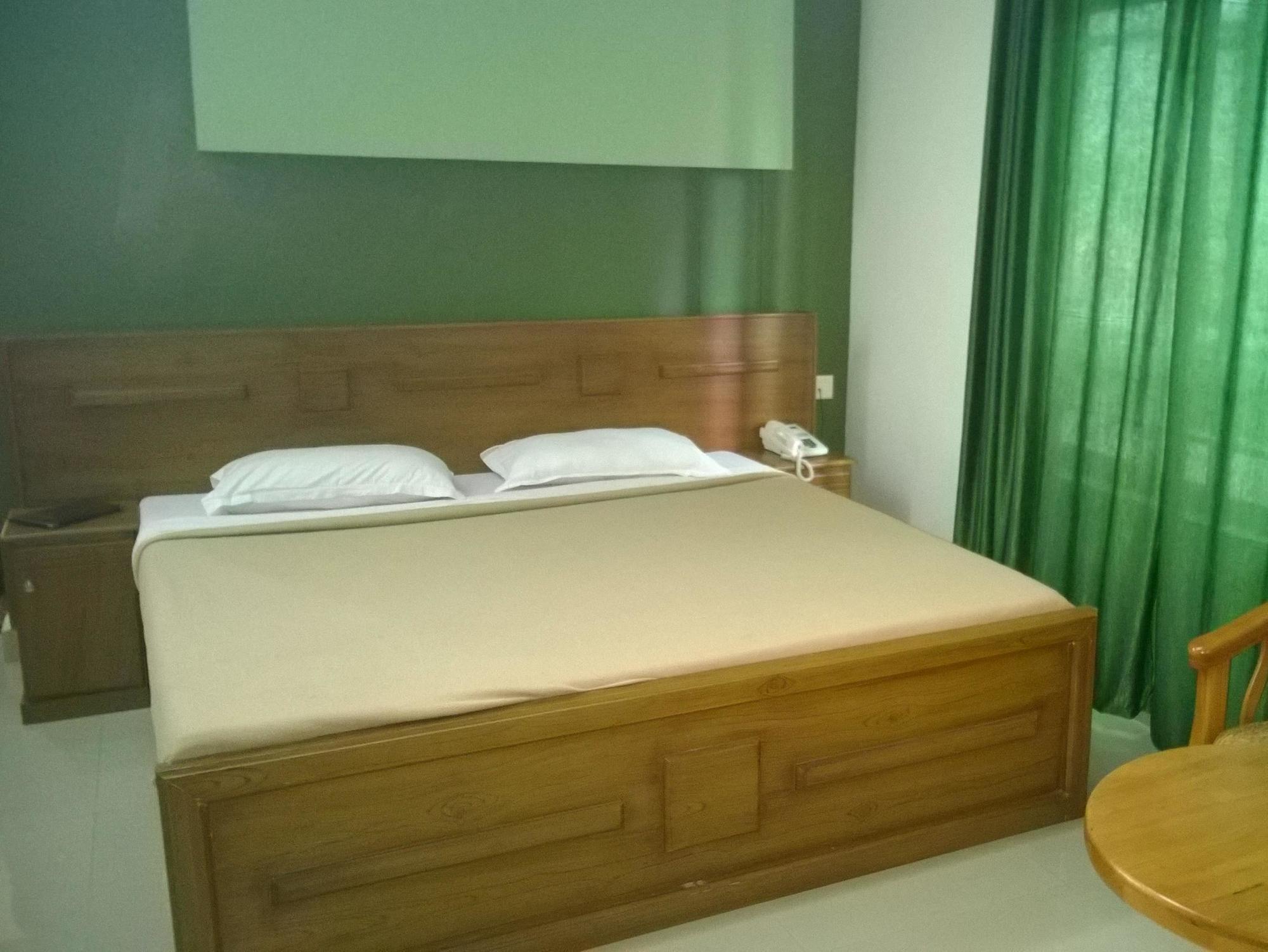 Hotel Madikeri Heritage Exterior foto